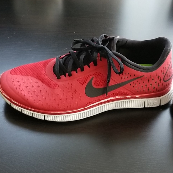 Nikes Free 4.0 V2 (Men's, Sz 11) - Picture 8 of 9